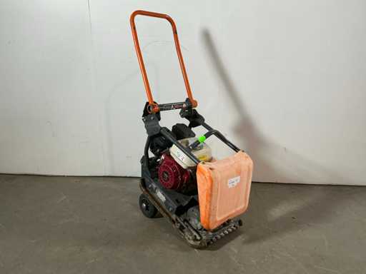 Altrad Belle PCX 12/36 2017 Compacteur de plaques 16 kN essence