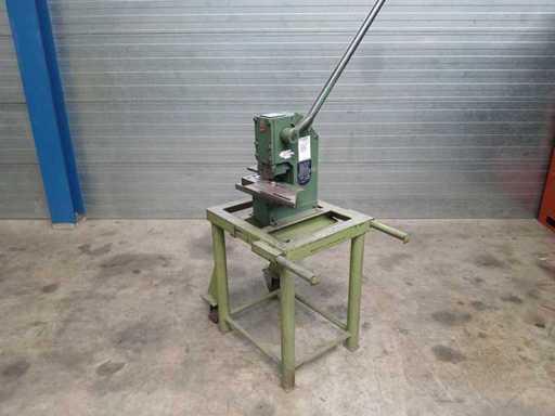 Jorg - 1020 - Eckenscherung