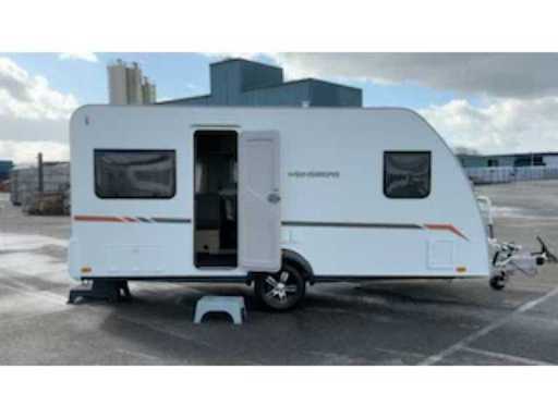 9558a521-8c08-4b42-a0f3-784ce3d6b36d.mp4