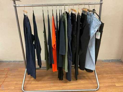 Sandgaard, Request by Q Partij grote maten kleding (15x)