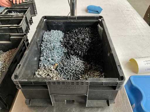 Würth 15.13kg Assorted fasteners in stackable container