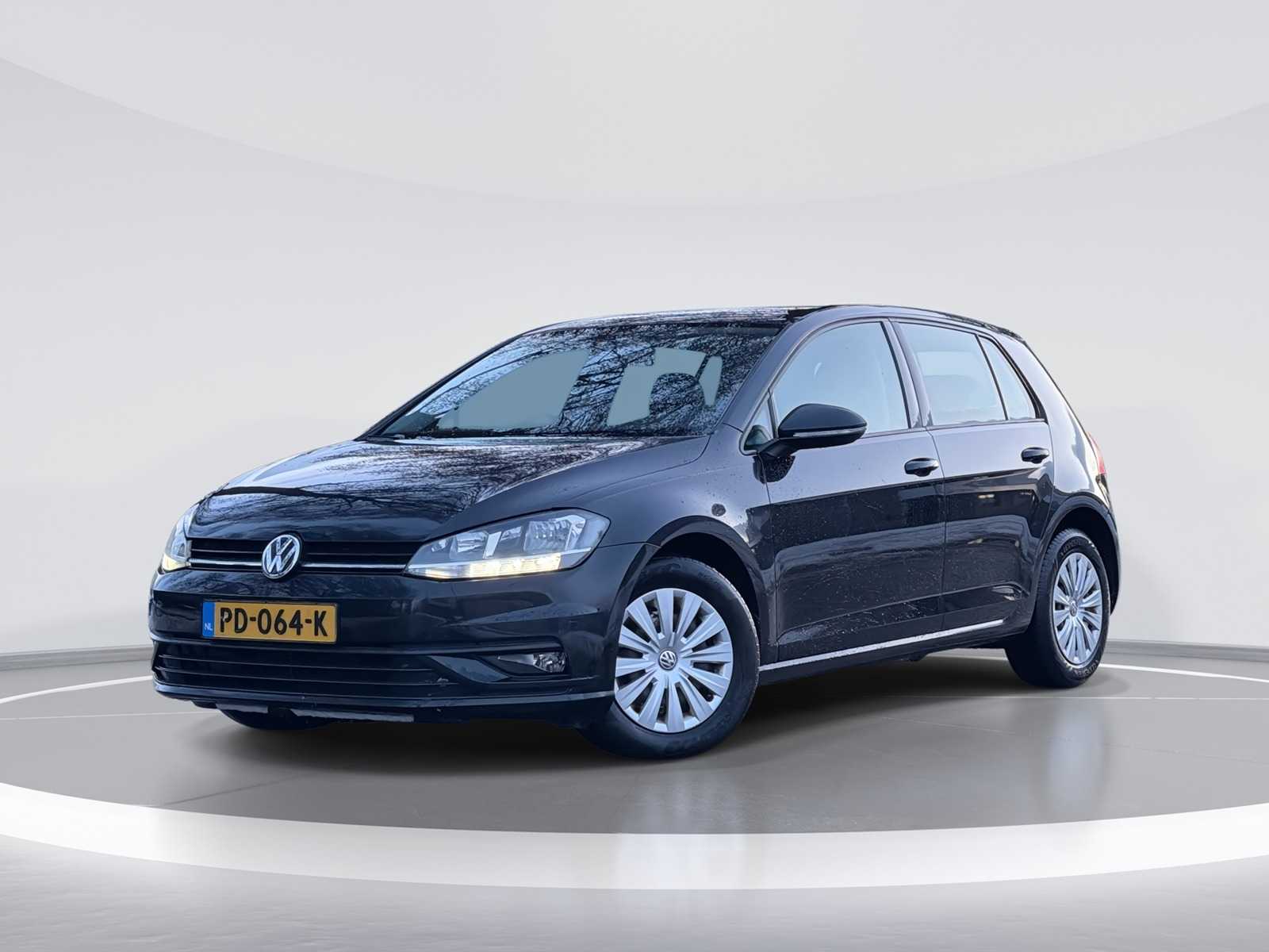 Volkswagen Golf 1.6 TDI Trendline 2017 | PD-064-K i