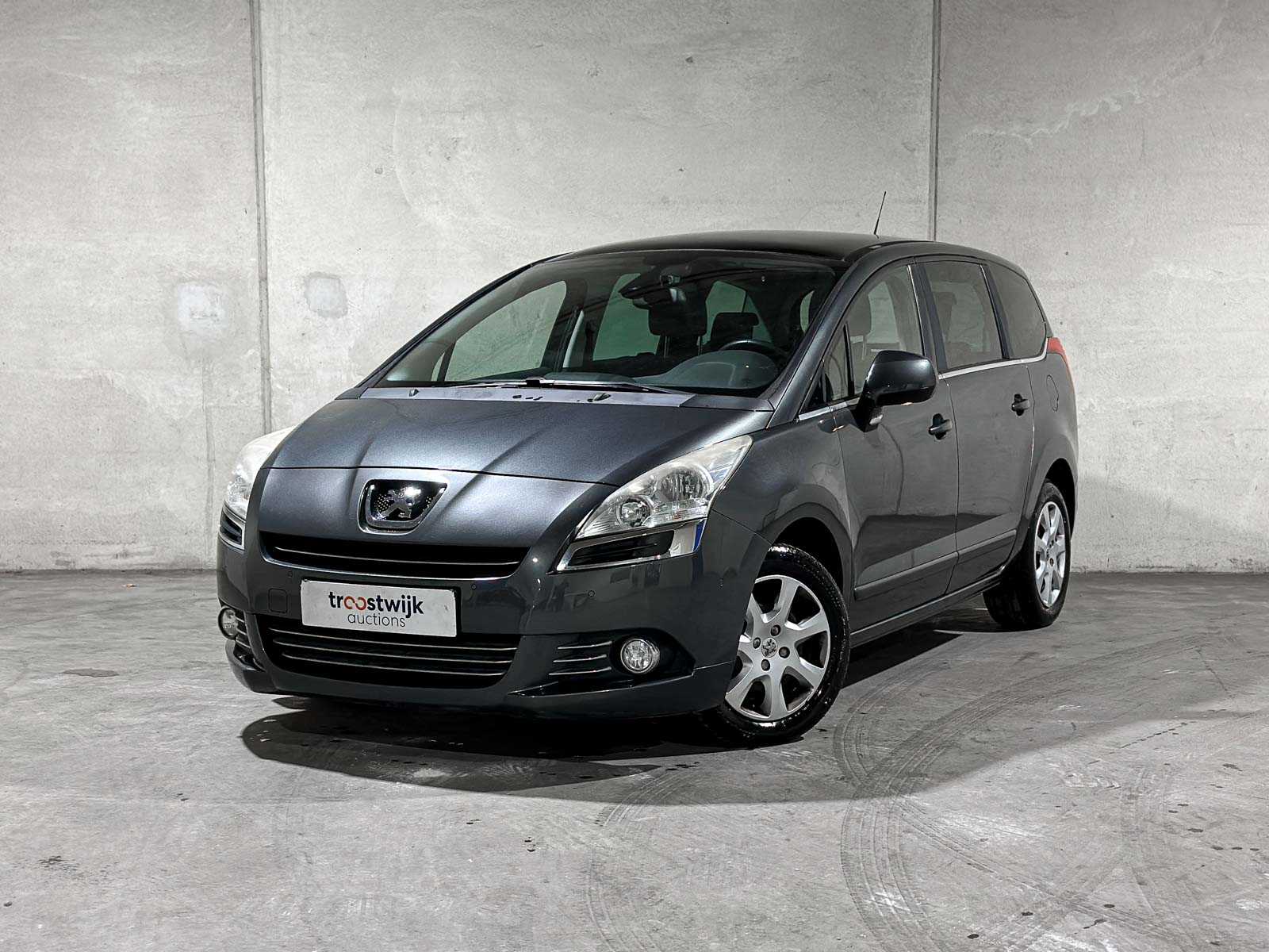 Peugeot 5008 1.6 VTi Active 5p. 120hp 2012, 77-TLK-4