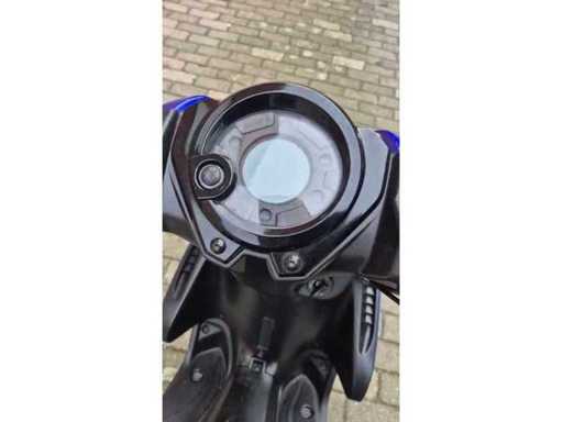 7faf1ac5-8bf7-4b13-b2a7-837aedb4d13f.mp4