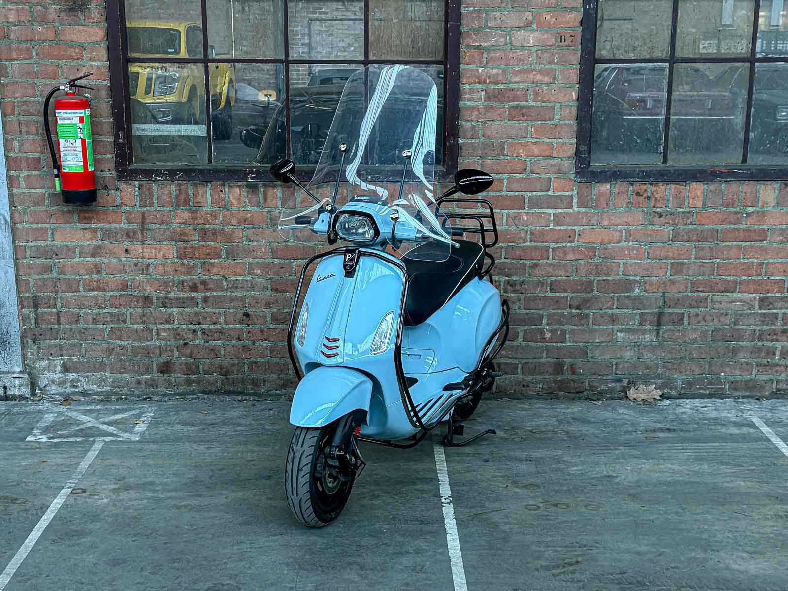 Piaggio Vespa Sprint 4T 2014 Scooter, F-653-XT