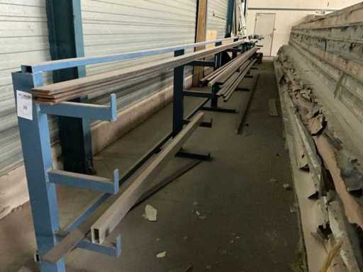 Welded cantilever rack