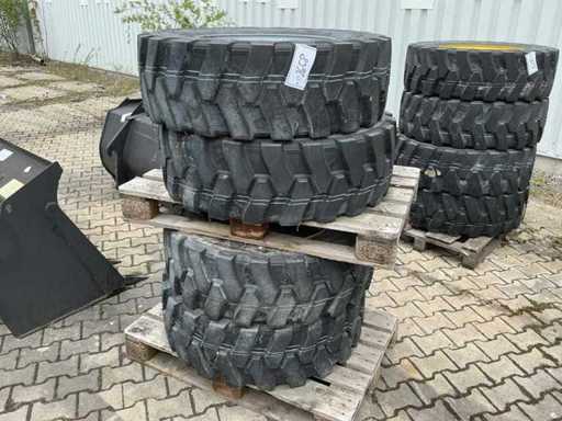 HBI Delcora Wheels (4x)