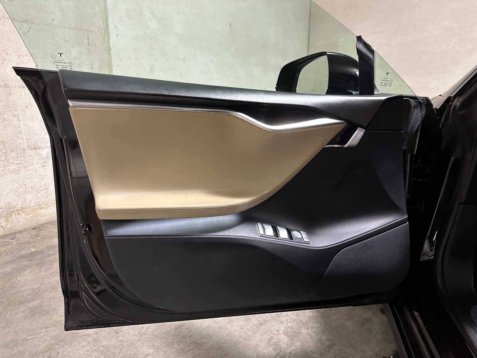 Tesla Model S 85D Performance 700pk 2016 (Origineel-NL) Free Supercharge, HS-650-S 
