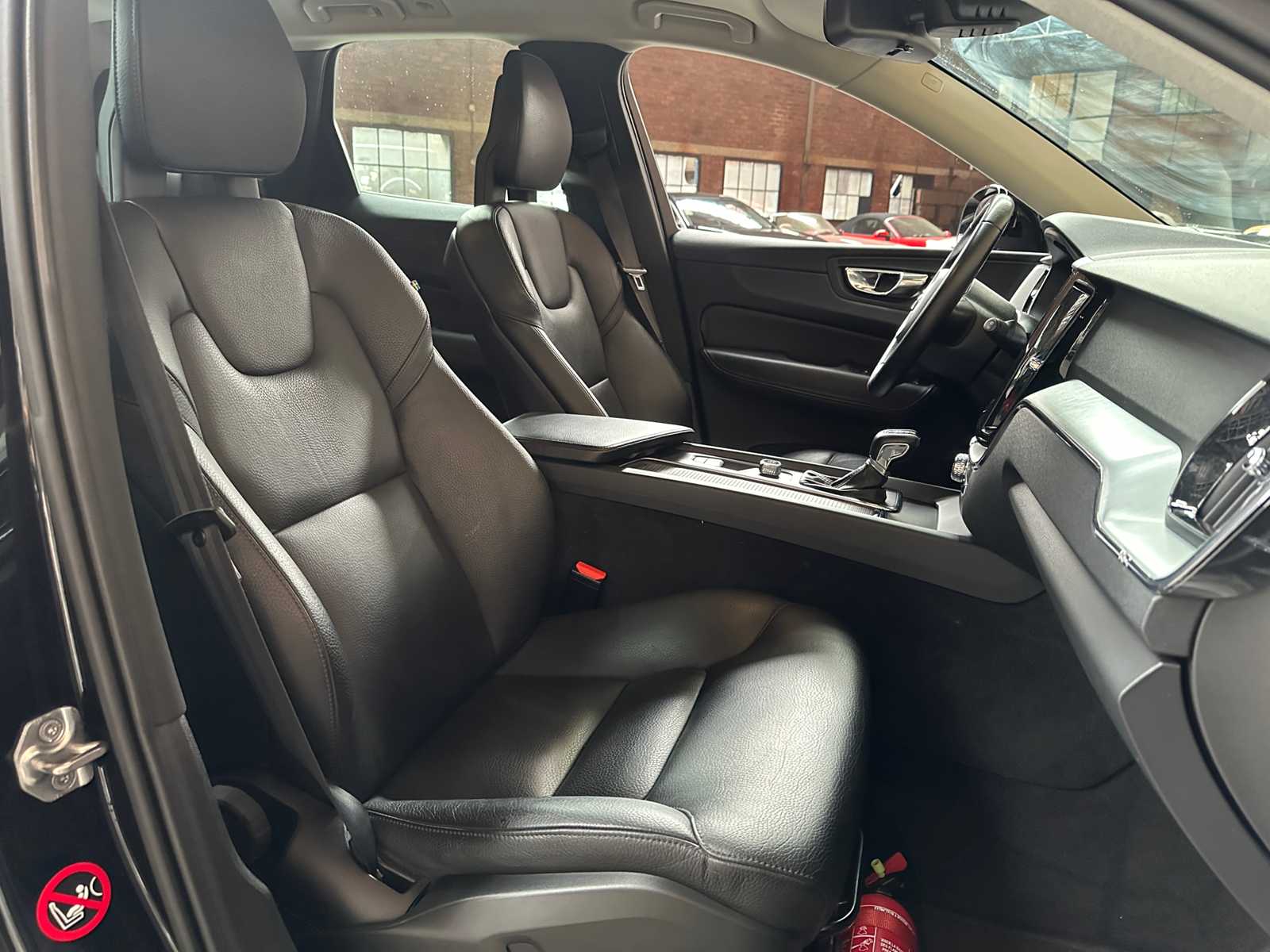 Volvo XC60 2.0 D4 AWD Momentum 190pk 2017, P-666-DB