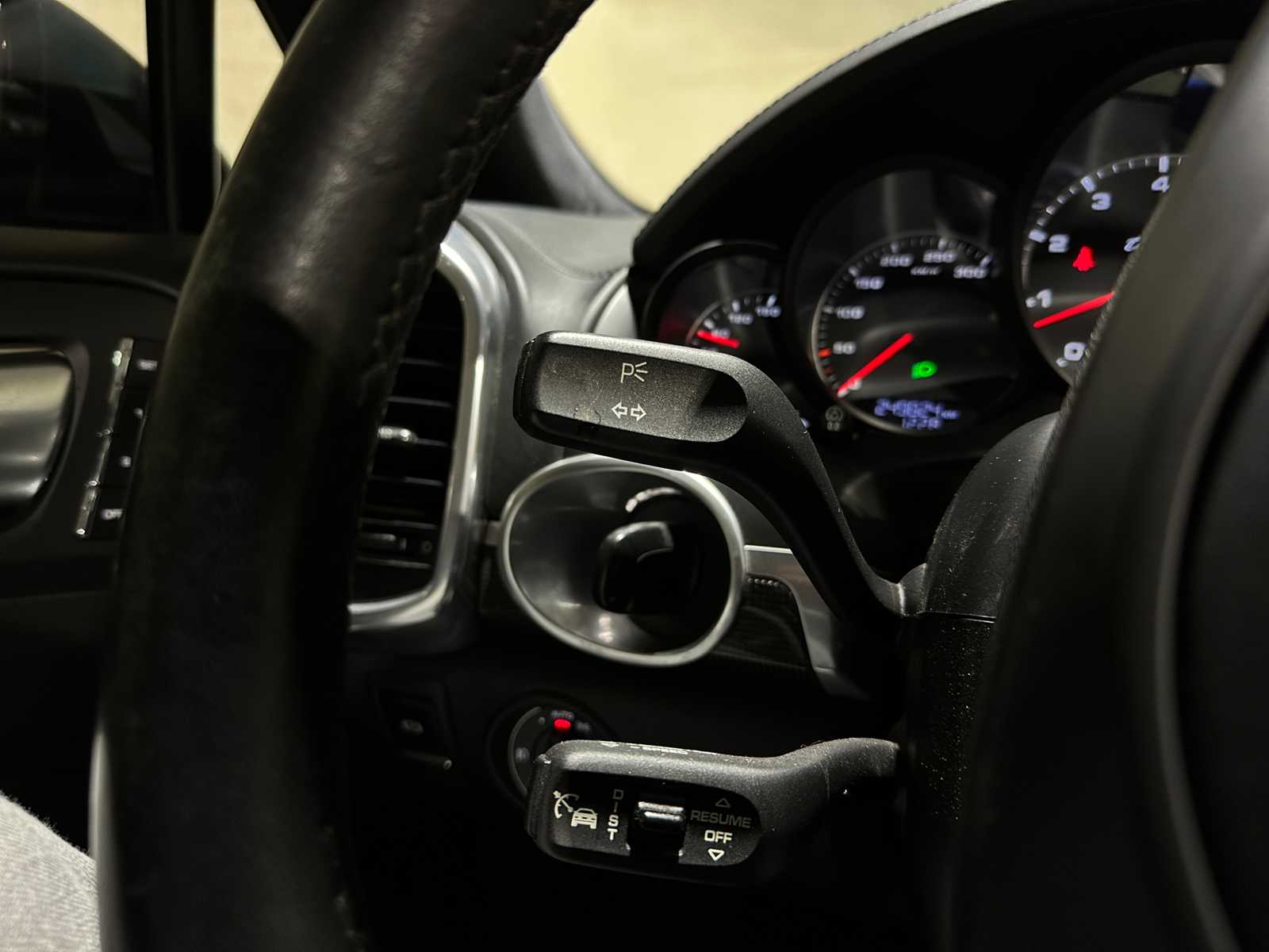 Porsche Cayenne Turbo 4.8 V8 500hp 2012, 8-SGB-44