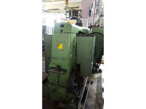 LIEBHERR - L 301 - Gear hobbing machine