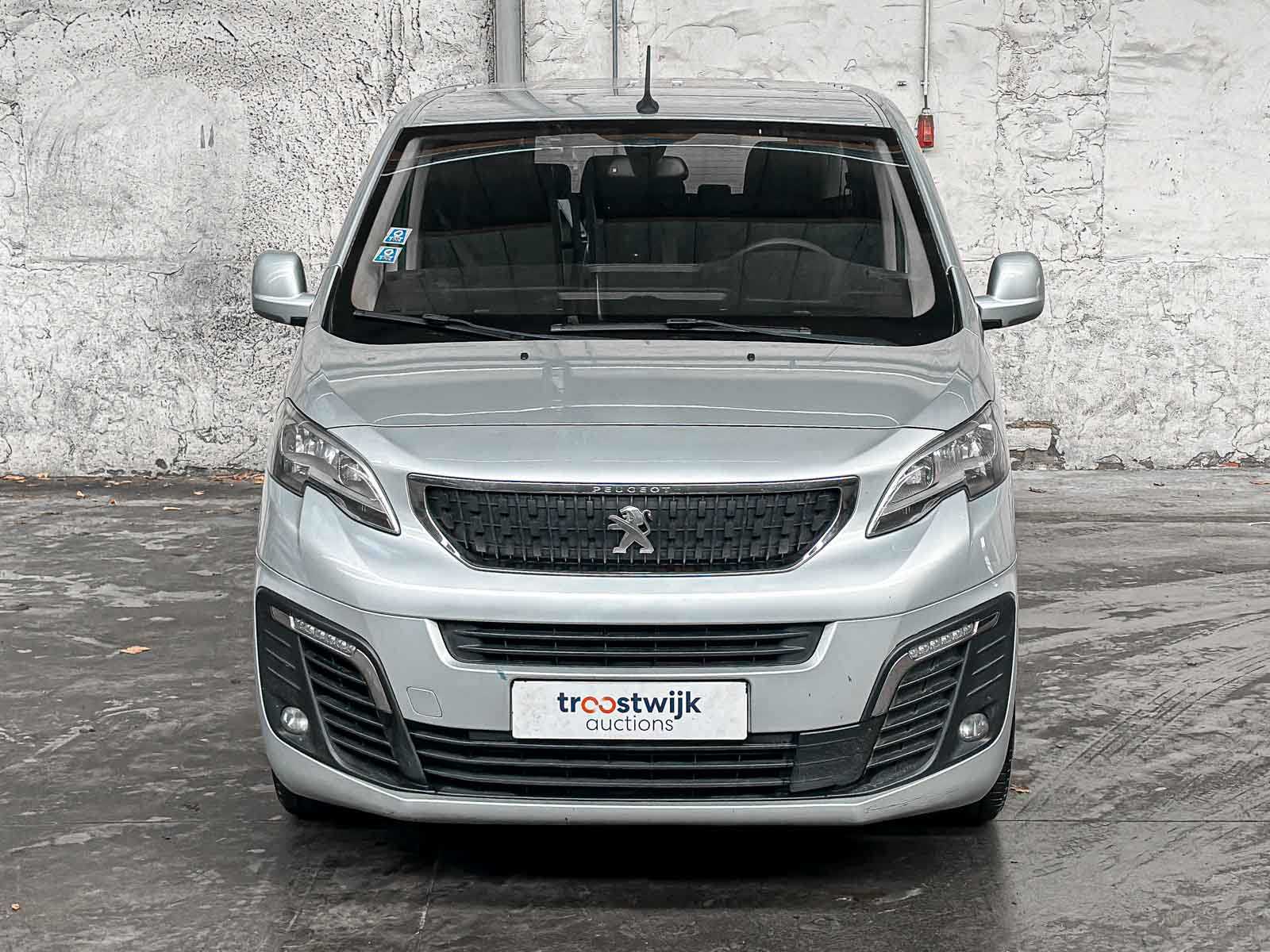 Peugeot Expert Traveller 1.5 9-Sitzer 120 PS 2019