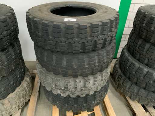 Anvelope Armatei Continentale (4x)