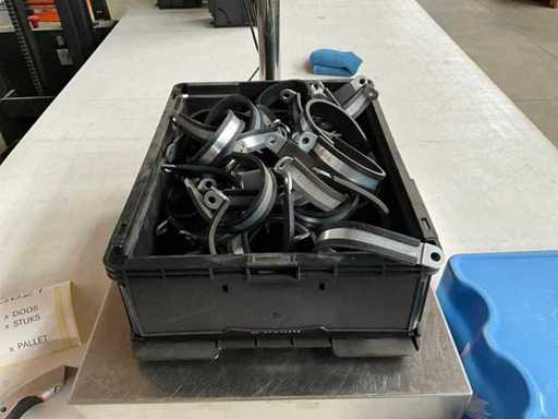 Norma 5,48 kg Pince avec contenant empilable en caoutchouc de 60 pouces