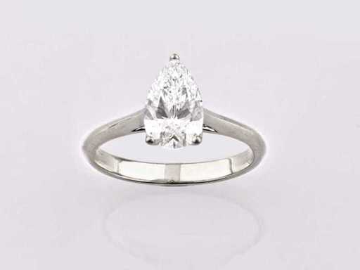 925 Silver White Ring With Lab Grown Diamond
