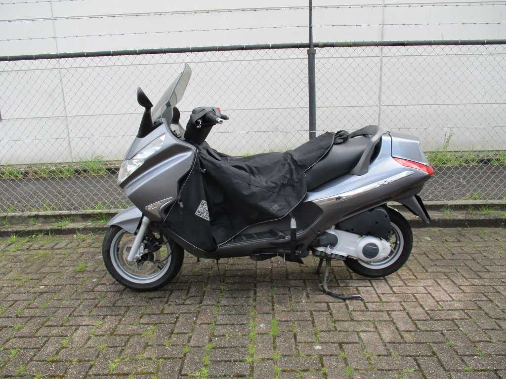 Piaggio X8 - Motor scooter - 250 - Motorcycle