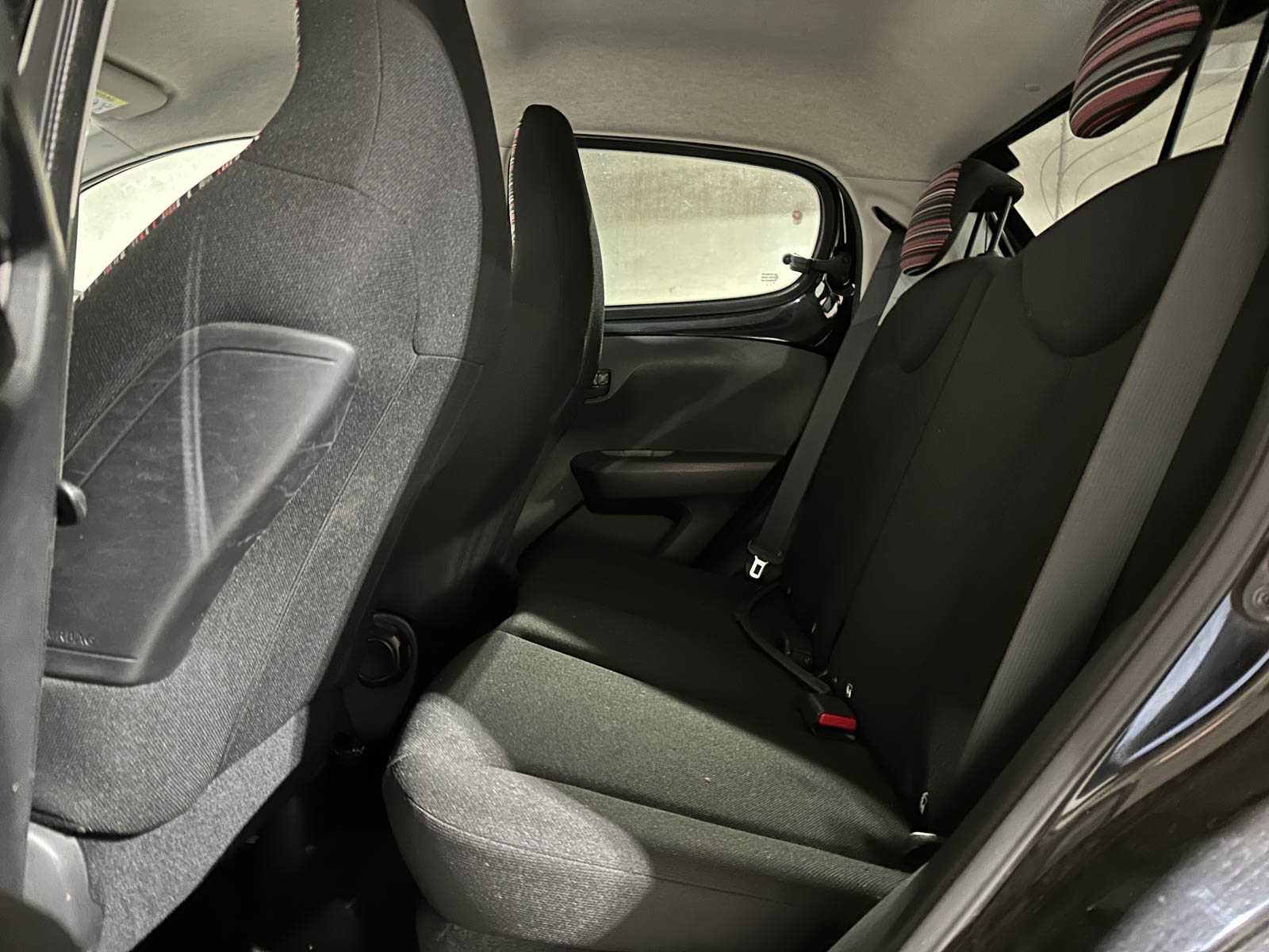 Citroen C1 1.0 VTi Feel 72pk 2020 (Origineel-NL + 1e eigenaar), H-148-BX