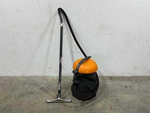 Taski - Vacumat 22 - Industrial vacuum cleaner