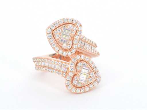 Emerald hartvorm ring