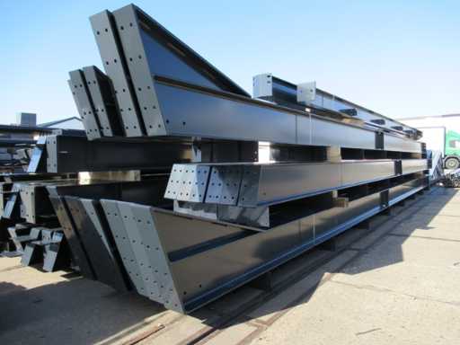 Steel construction 20 x 41 meters (820m2)