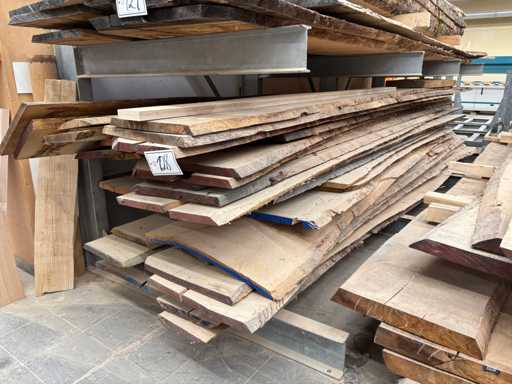   Posten Massivholz - ohne Regal