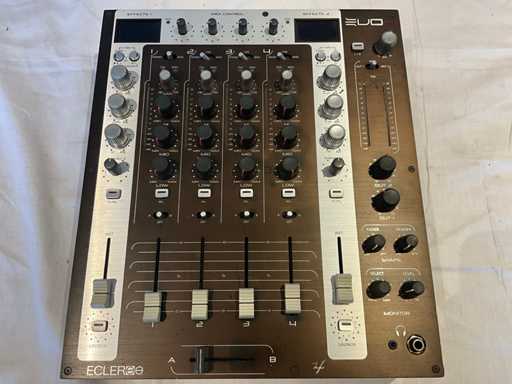 Ecleree Evo4 Mengtafel Dj gear