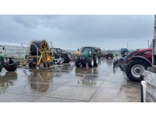 83d30133-2822-4082-9c21-7da1beb86565.mp4