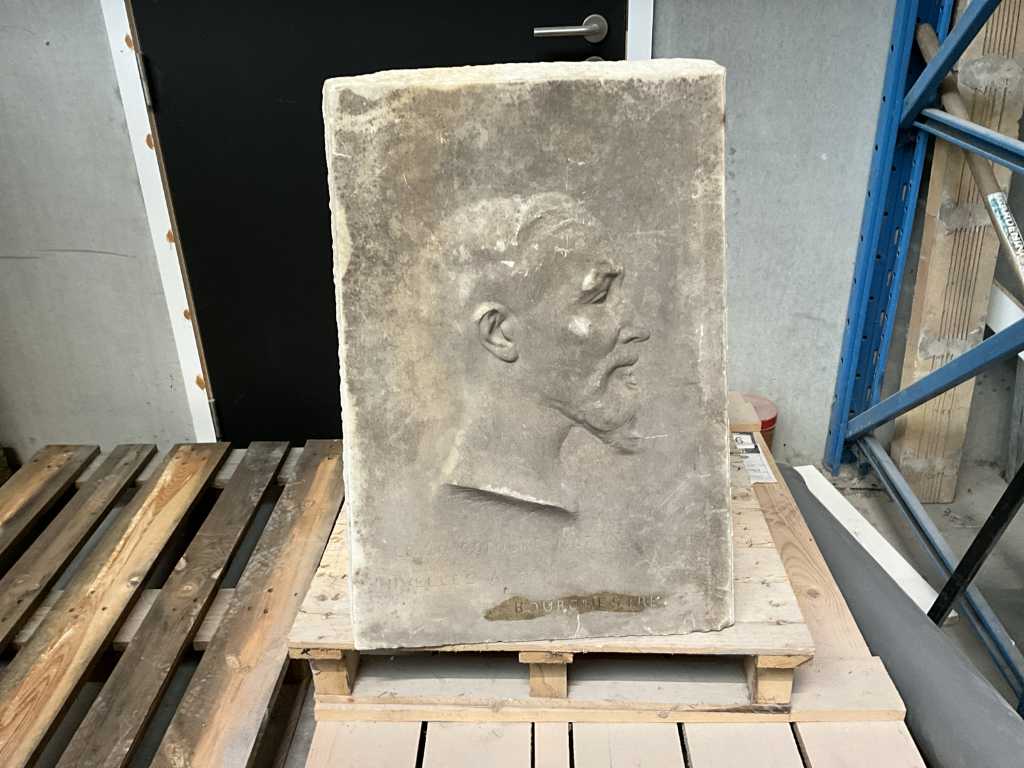 Natural stone bust "Bourcmestre"