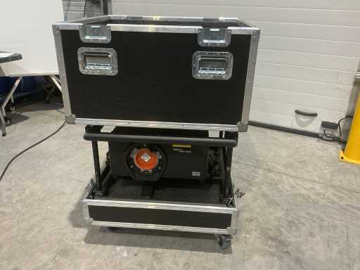 Christie - HD10K - 1920 x 1080 Projektor