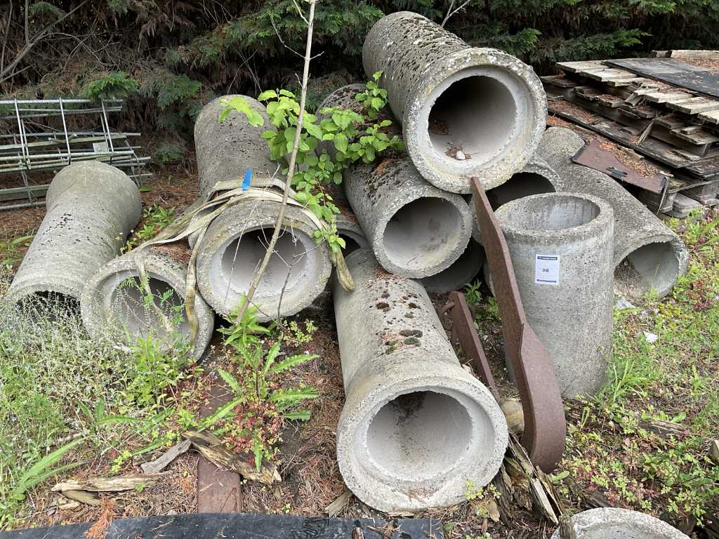 Concrete sewer pipe (11x)