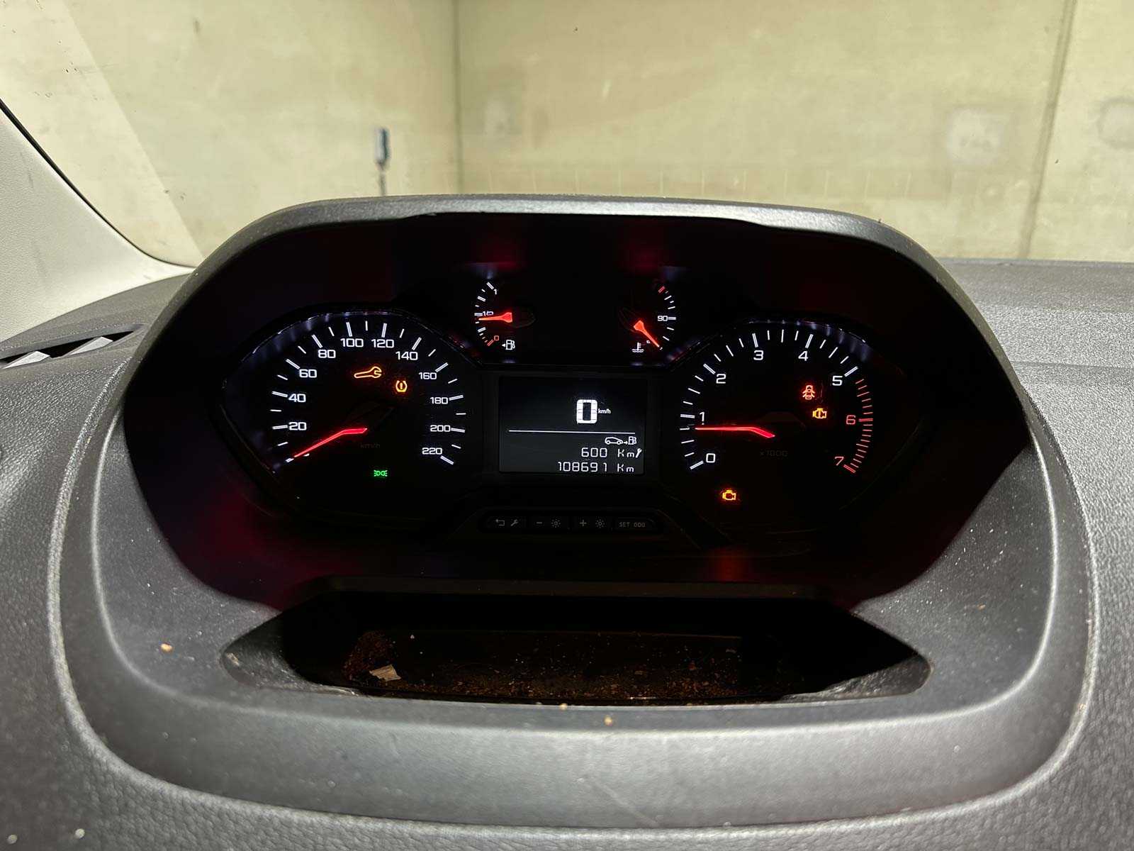 Peugeot Partner 1.6 BlueHDI 75 74pk 2019 (Origineel-NL+1e eigenaar), V-641-VZ 