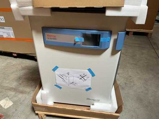THERMO SCIENTIFIC - STERI-CYCLE i160 - Incubateur à CO2 - 2022