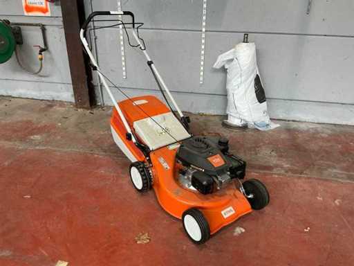 Tondeuse à gazon Stihl RM 248T 2021