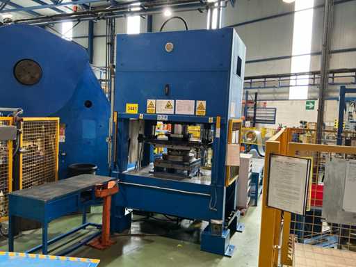 2003 Hydraulic press