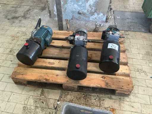 Machinery, spare parts and warehouse stocks