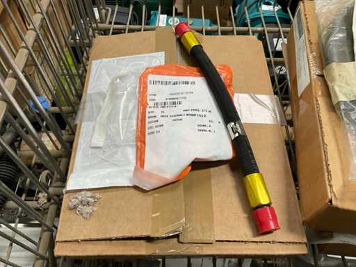 Nonmetallic hose assembly (20x)