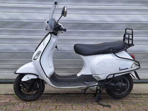 Piaggio Vespa LX 45 km 4-suwowy motorower