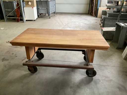 Mesa de centro de teca