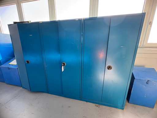 LISTA Lot Workshop cabinets without contents