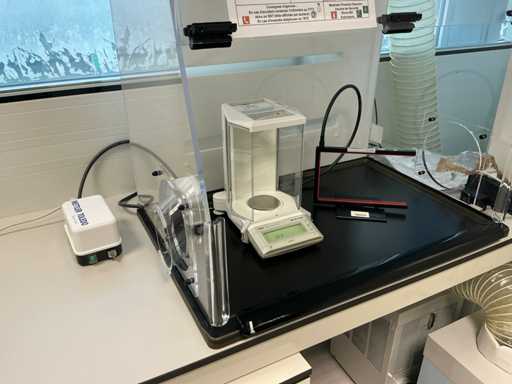 Mettler Toledo AG204 Balance de précision + kit antistatique