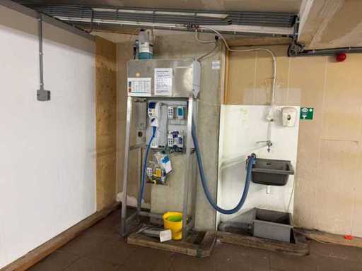 Ecolab Automatische Misch- und Dosiereinheit