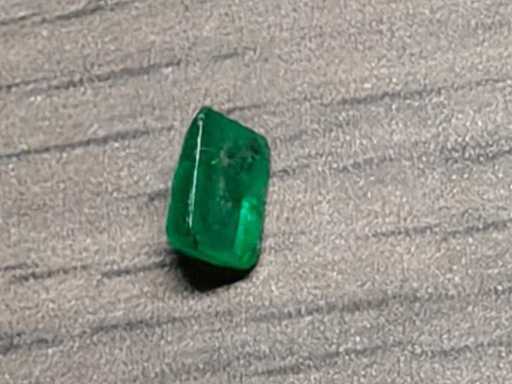 Natuurlijke groene gemineerde smaragden van 0,49 karaat