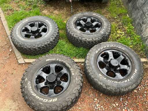 BFgoodrich mud terrain tires