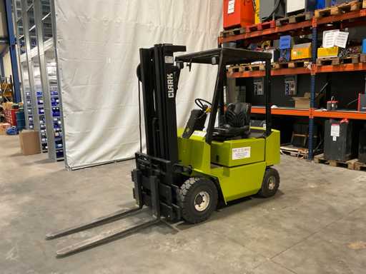 1996 Clark DPM15 Forklift