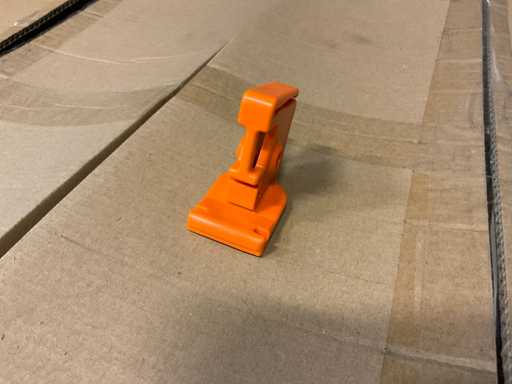 Charge von Kunststoff-Halbfertigprodukten