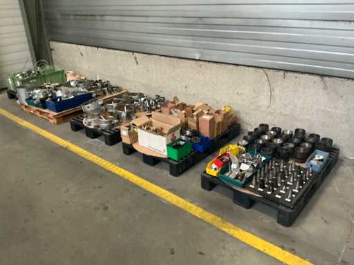 Partij diverse spare parts