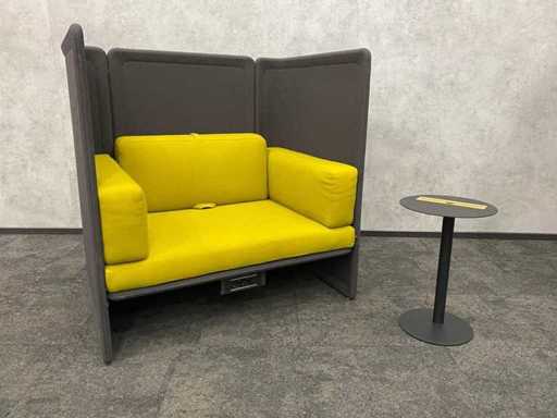 Coalesse Lagunitas - divanetto acustico con tavolino laterale Nomad