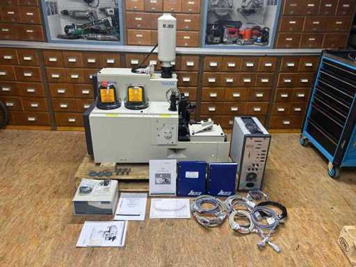 Jobin Yvon / HORIBA - T64000 - Spectromètre Raman haute résolution - 2009