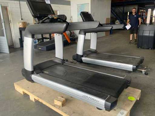 Life Fitness 95T discover se 2 treadmill Loopband