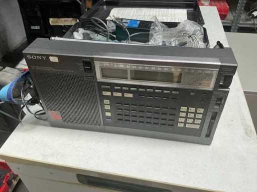 Sony ICF-2001D World receiver radio